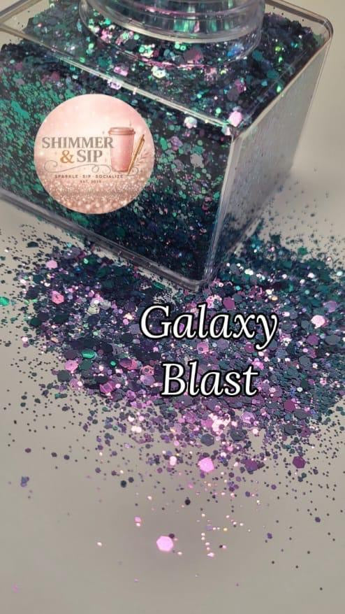 ✨2oz Of Chunky Glitter✨